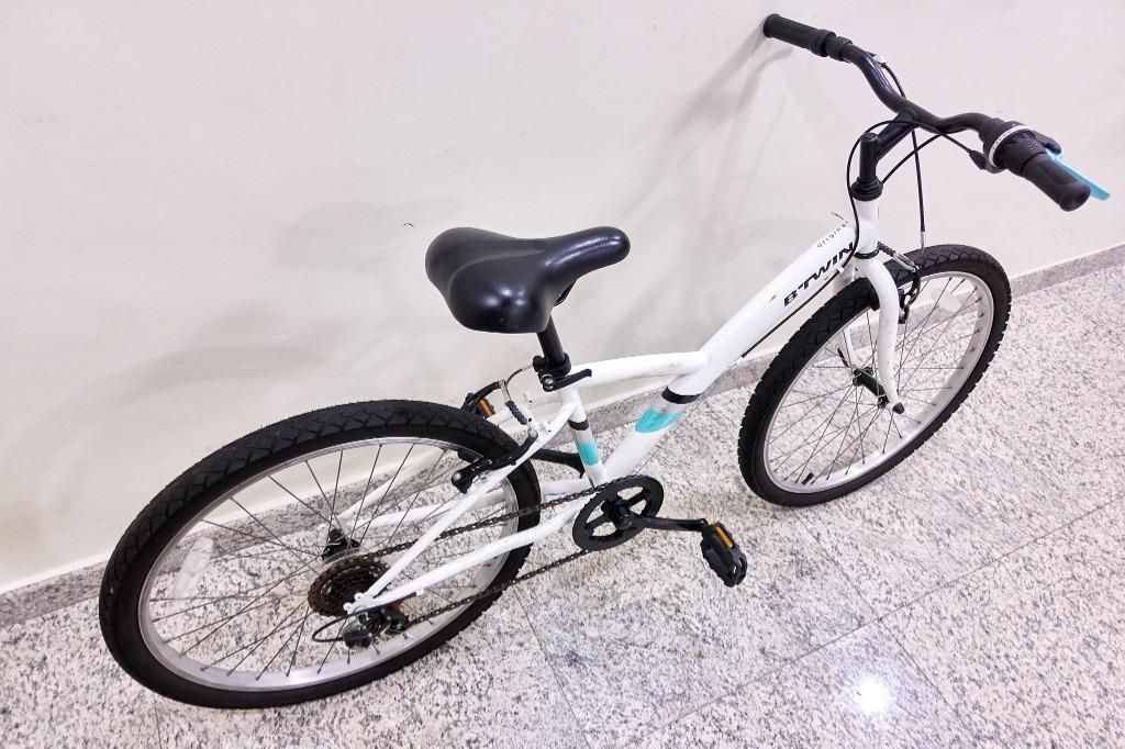 Used Decathlon BTwin Original 100 Kids' Hybrid Bike 24inch 6speed
