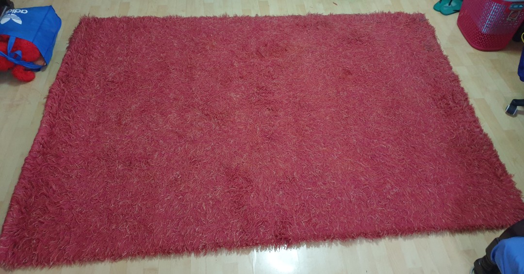 Used Red Carpet for sale, Furniture & Home Living, Home Decor, Carpets