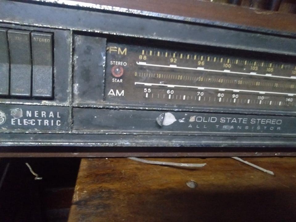 Vintage Solid State Stereo GE General Sterio (Category: Soundbars, Speakers & Amplifiers) located in Manila. Submitted by balaiheritage.ph (Listing ID 1055481241, Image 2). Description: .