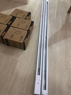 （分類：）位於 。 由 saladbui 提交（商品編號 1055736774，圖片 1）。簡介： 。