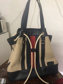 （分類：）位於 。 由 kitk88105 提交（商品編號 1055236140，圖片 1）。簡介： 。