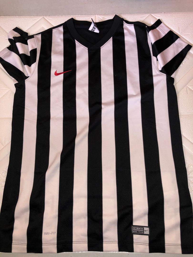 Adidas nike drifit (Category: Activewear) located in Caloocan City. Submitted by iambubbles (Listing ID 1055761851, Image 1). Description: 300 for both. Rfs declterr. Padala from australia .