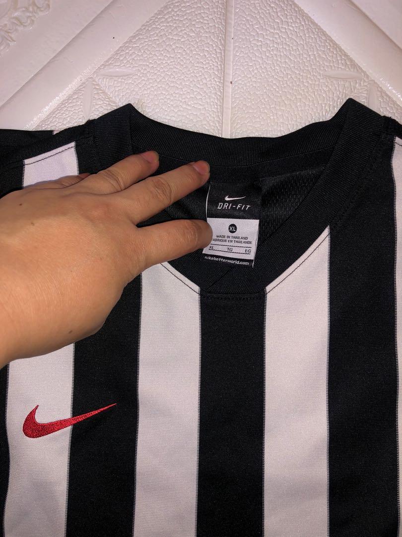 Adidas nike drifit (Category: Activewear) located in Caloocan City. Submitted by iambubbles (Listing ID 1055761851, Image 3). Description: 300 for both. Rfs declterr. Padala from australia .