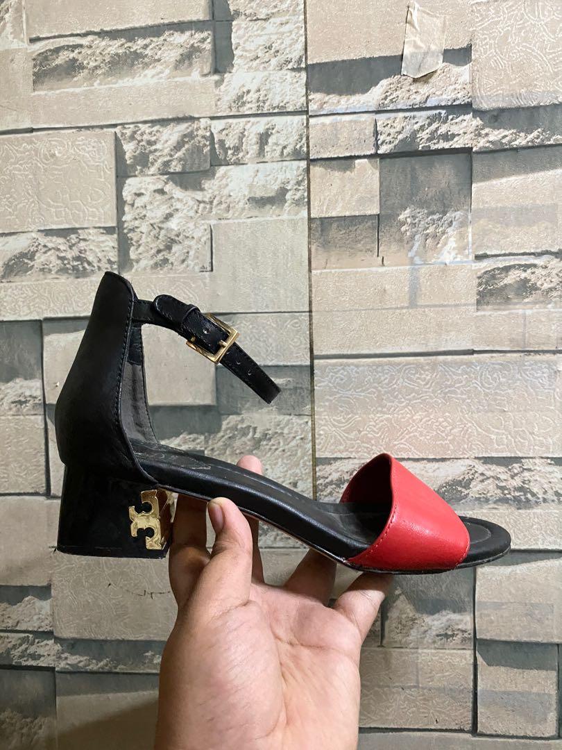 tory burch sandals size 8