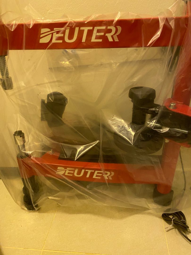 Bike trainer stand, Sports Equipment, Bicycles & Parts, Parts