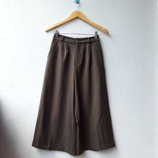 Celana Kulot Cullote Uniqlo F21