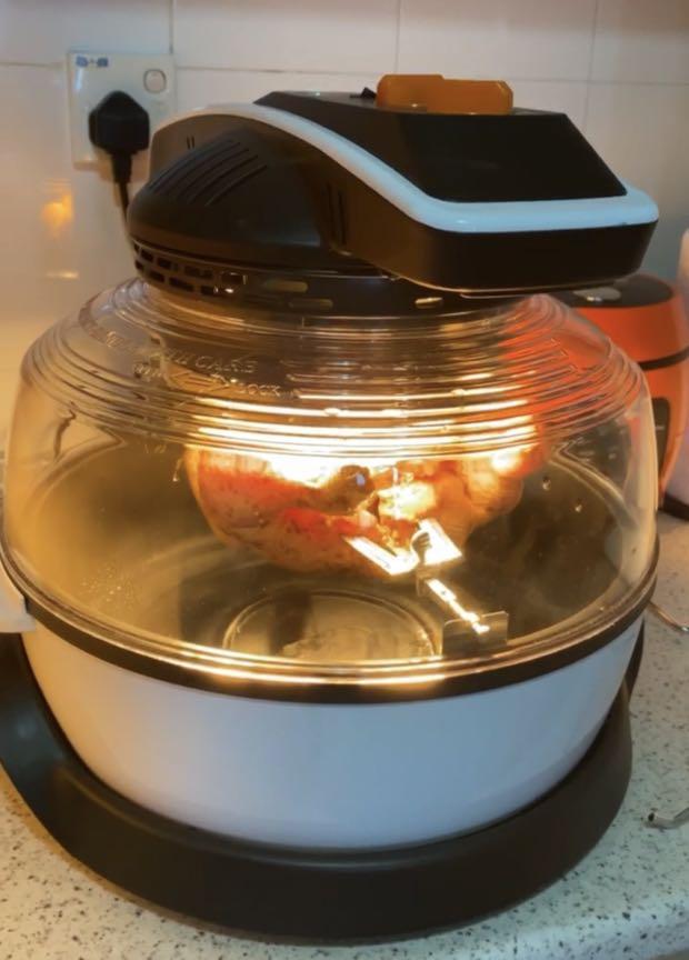 Chef Wan Fave Air Fryer Primada with Recipe Book