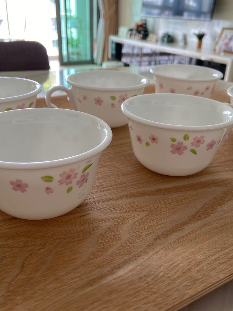 4 x Corelle Sakura tea cups, Furniture & Home Living, Kitchenware