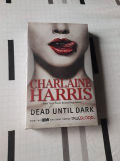 Dead until Dark by Charlaine Harris