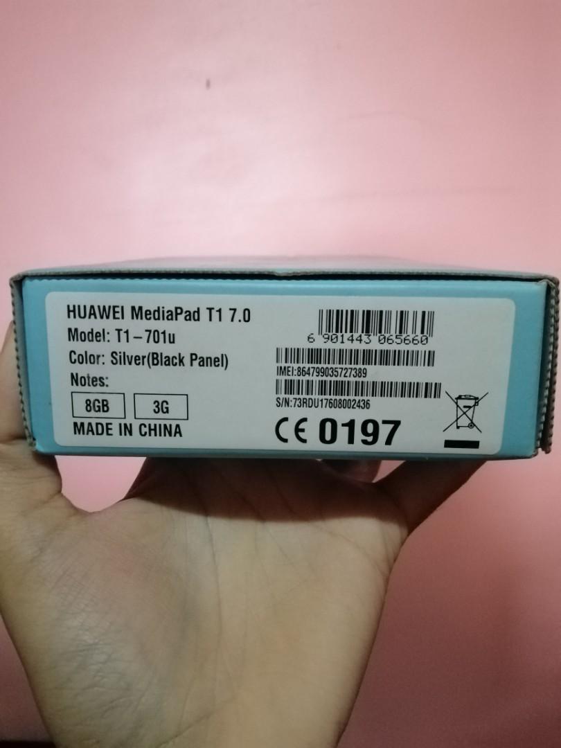 Huawei MediaPad T1 (Category: Android) located in Tanza. Submitted by dejoyaira1.25.99 (Listing ID 1055667610, Image 2). Description: Huawei MediaPad T1 issue: May basag sa screen performance 8/10 except sa screen, pwede naman palitan with 128GB MICRO SD CARD complete with box and manuals no charger, kayo nalang magprovide 1600 pickup, meetup or shipping pwede Tanza Cavite area ko.