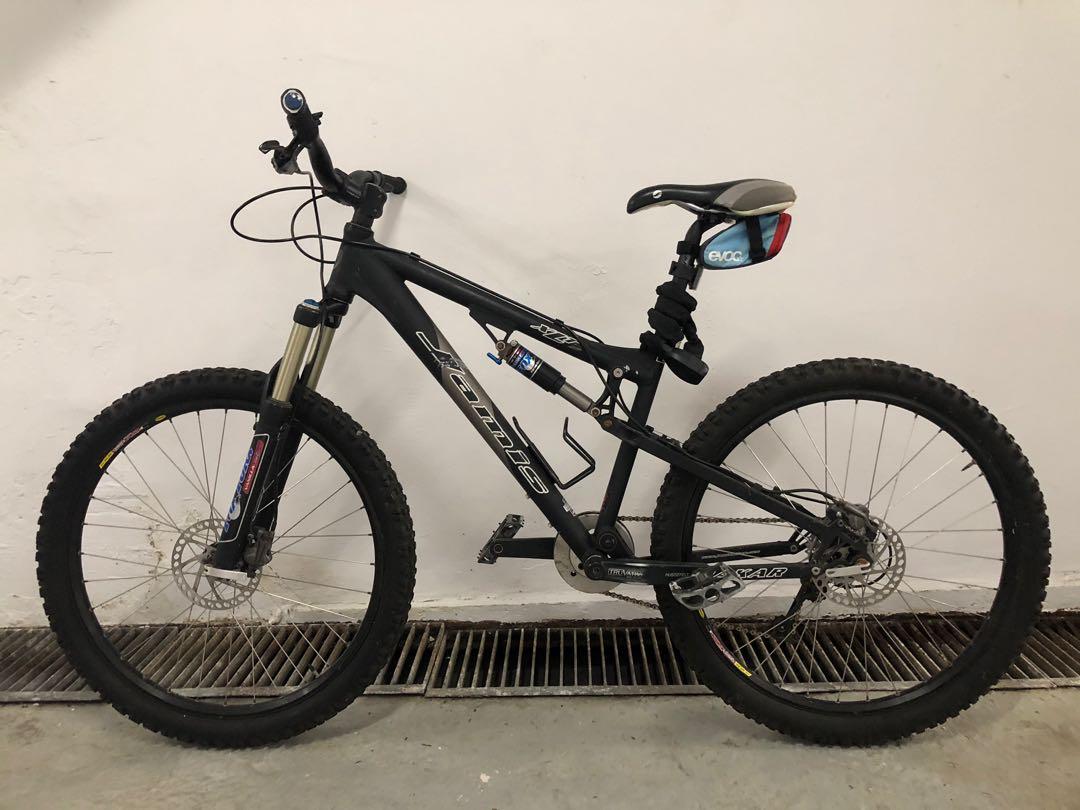 jamis xlt mountain bike