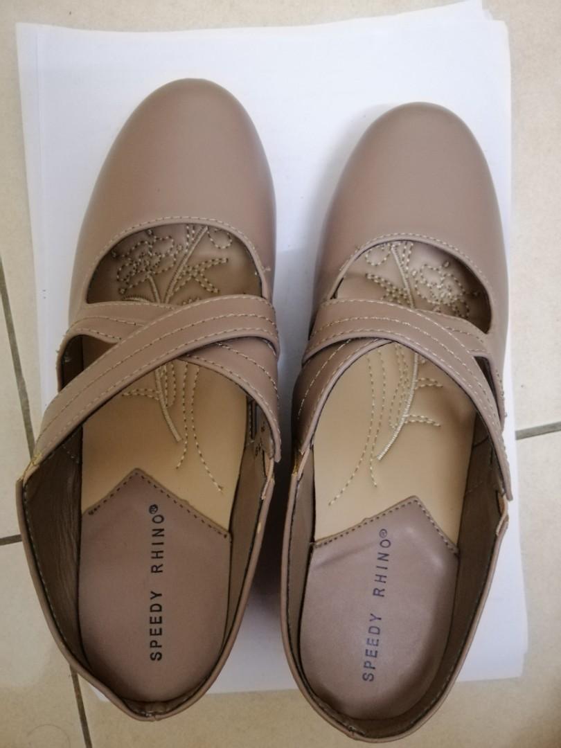 Speedy on sale rhino shoes