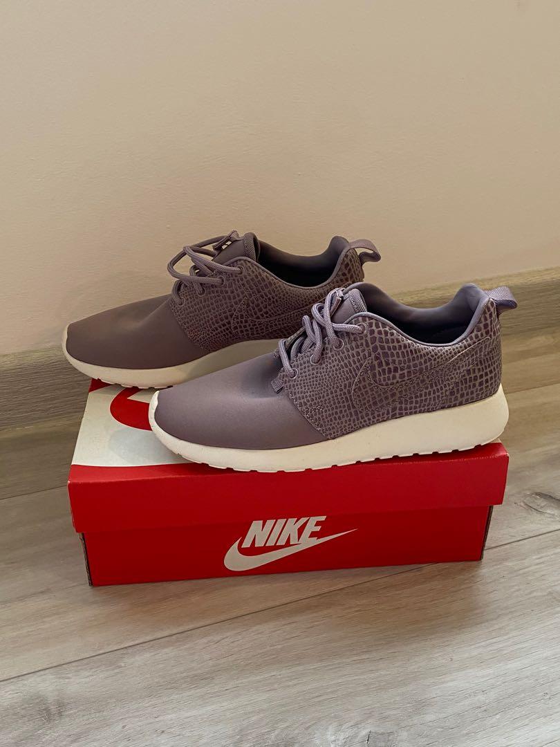 nike running limited edition