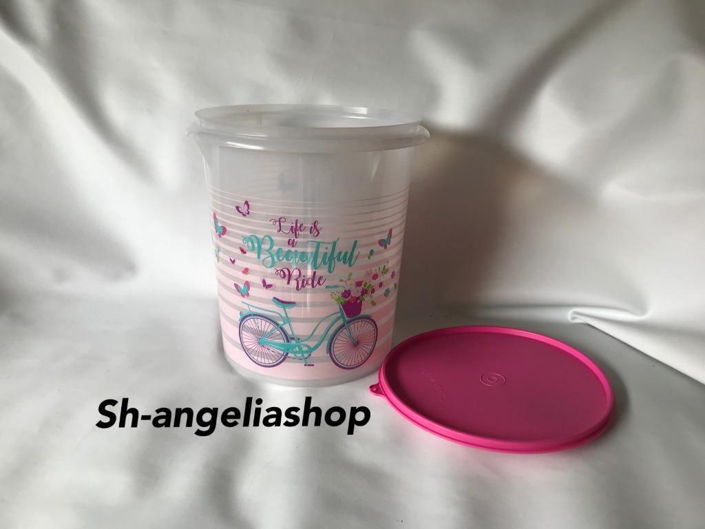 Giant shop bicycle tupperware