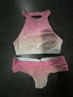 (Category: ) located in . Submitted by anisofea93 (Listing ID 1055776399, Image 1). Description: .