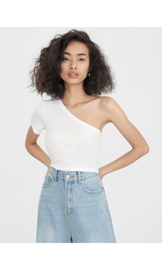pomelo one shoulder crop top Women s Fashion Tops Sleeveless on Carousell