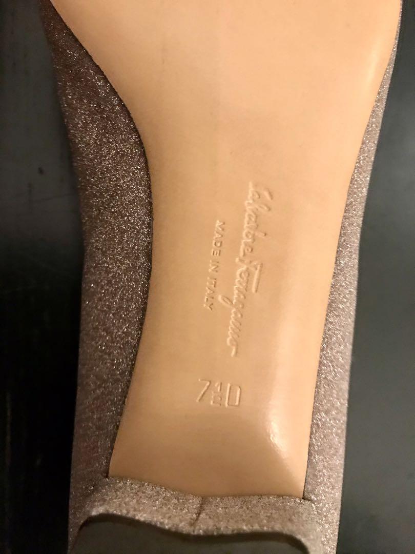 Gilt ferragamo sale