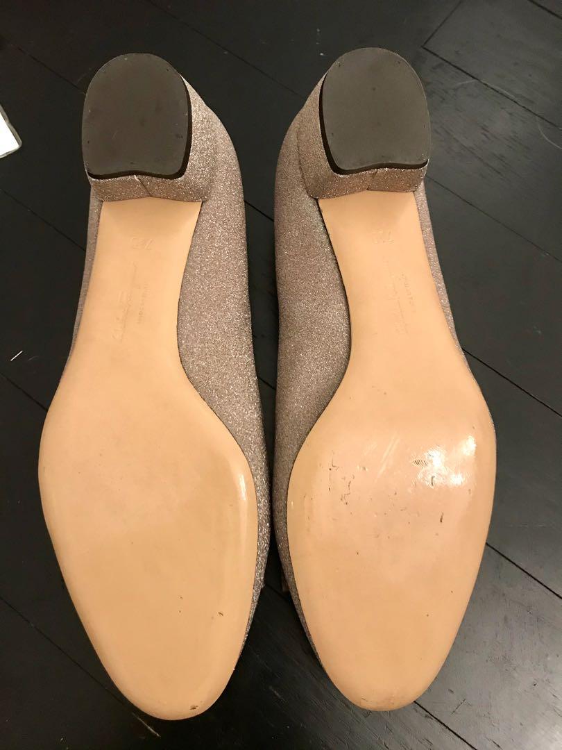 Gilt ferragamo cheap