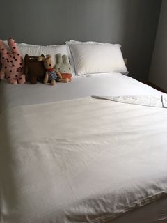 (Category: ) located in . Submitted by amberverena (Listing ID 1055727063, Image 1). Description: .
