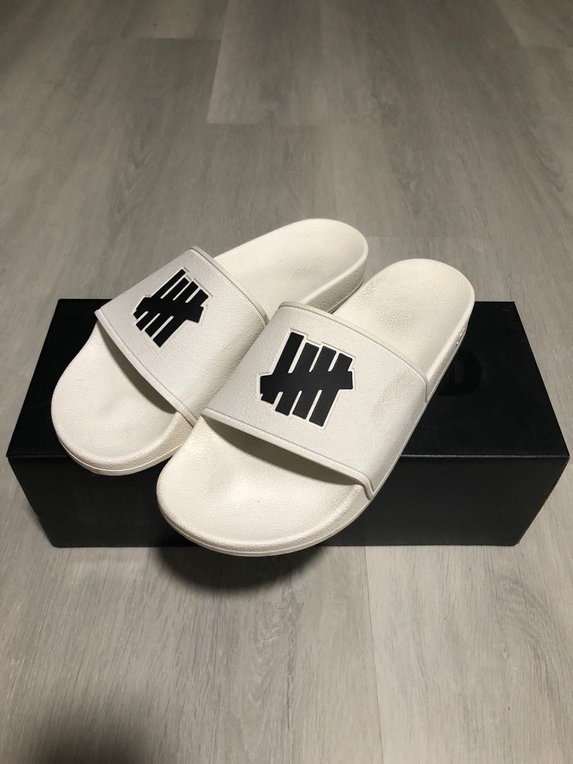 yeezy slide undefeated