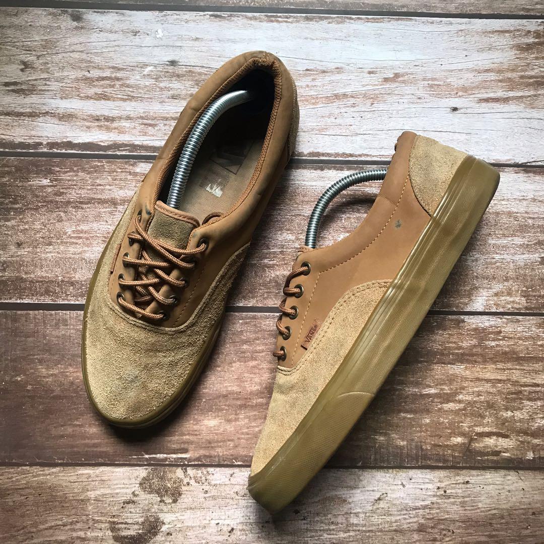 Vans era suede gum on sale sole