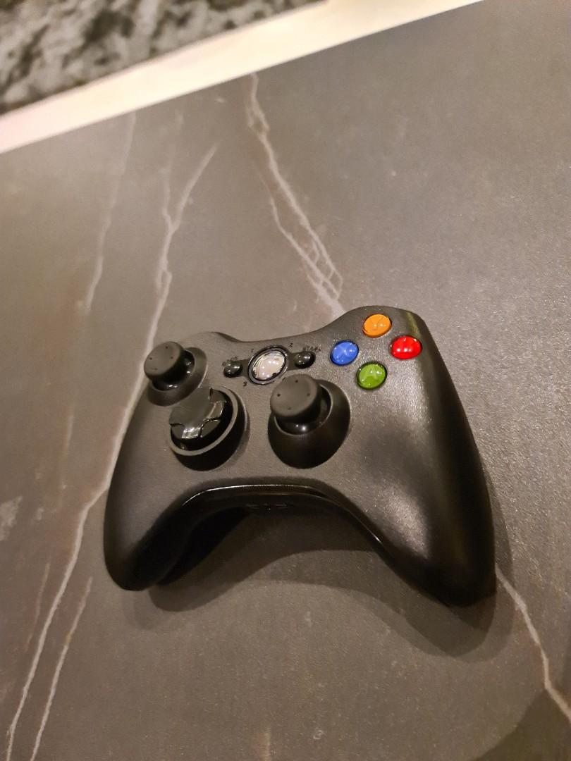 Wireless controllers / wired controller (Category: Controllers) located in Singapore. Submitted by meepokaddspicy (Listing ID 1055825280, Image 1). Description: custom controller for xbow or PC only 4 available.