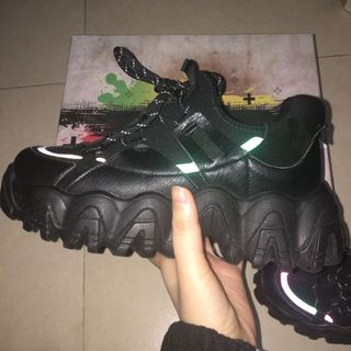 （分類：）位於 。 由 anne_store 提交（商品編號 1056065506，圖片 1）。簡介： 。
