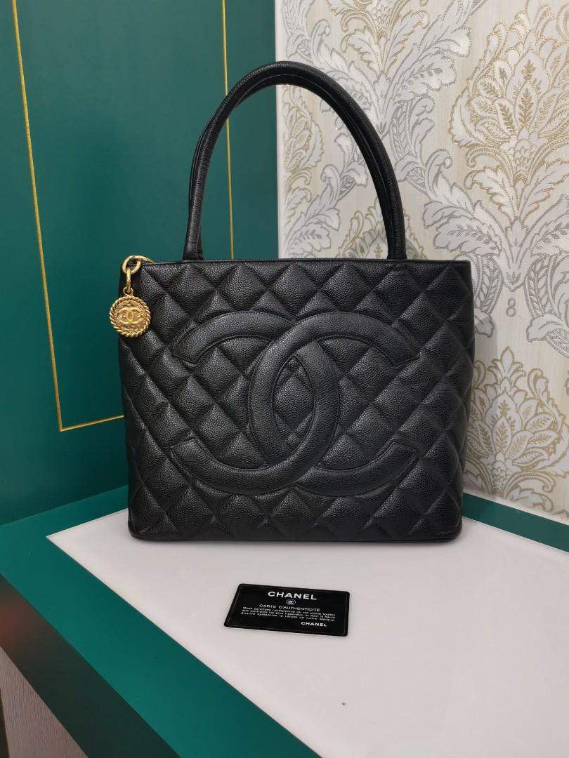 SOLD 7 Chanel Vintage Medallion Tote Black caviar GHW