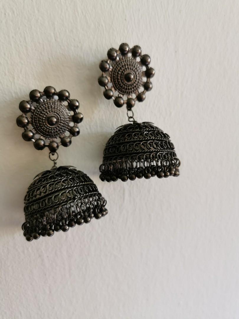 Black metal Indo Western Fusion light weight jumkha Jimikki Next morning delivery at 2 for areas around Tampines Pasir ris Bedok Sengkang Women s Fashion Jewelry Organisers Earrings on Carousell