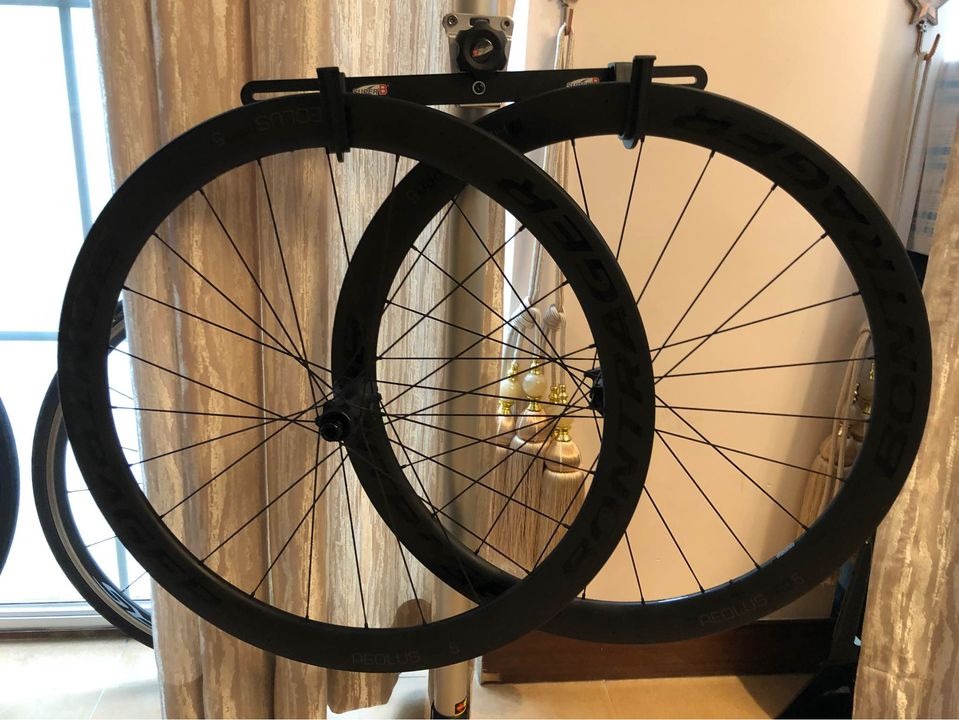 Bontrager Aeolus Pro 5 TLR Disc Wheelset, 運動產品, 單車及配件