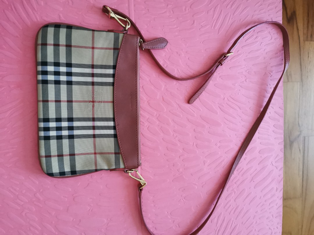 Burberry Sling Bag, Women's Fashion, Bags & Wallets, Tote Bags on Carousell
