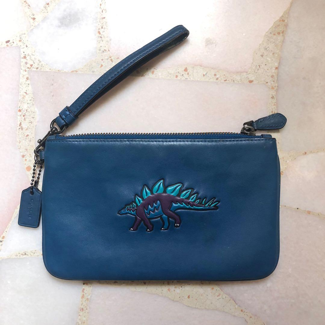 Coach dinosaur clutch top