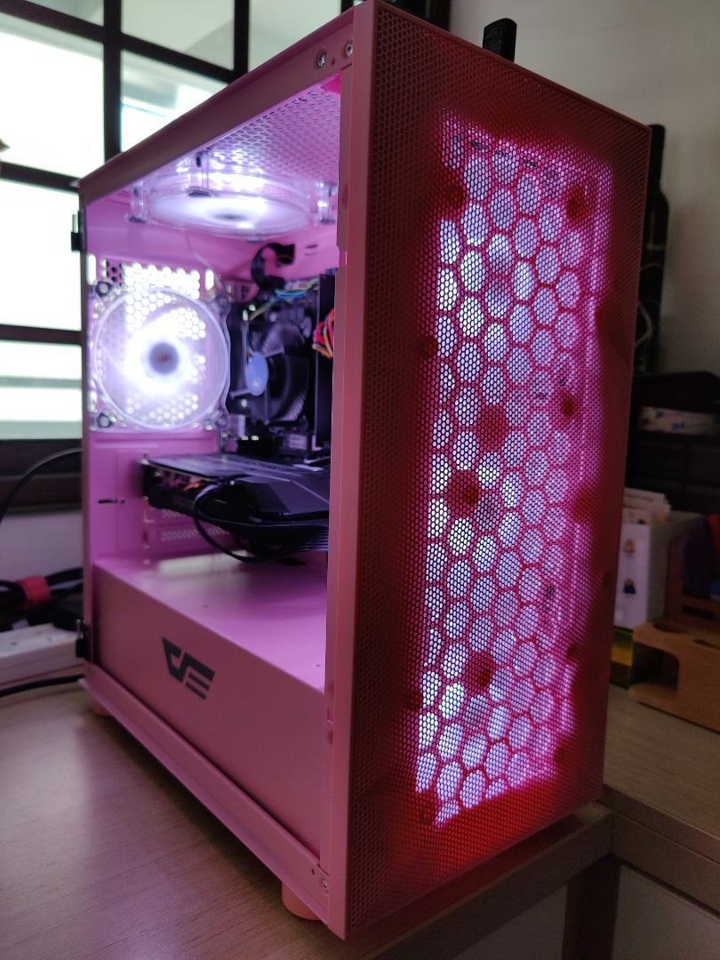 Custom gaming desktop featuring gigabyte chipset Intel i3 with gtx 1660 super. Upgradeable to