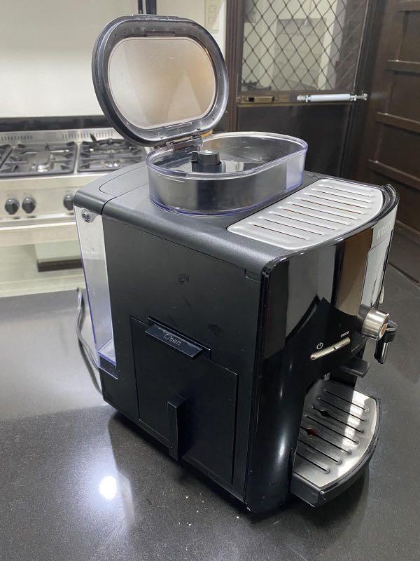 Super Automatic Espresso Machine EA8250