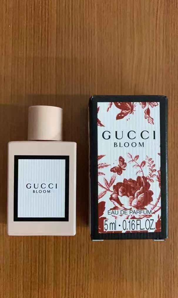 Gucci Bloom perfume mini 5ml, Beauty & Personal Care, Fragrance & Deodorants on Carousell