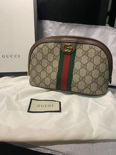 （分類：）位於 。 由 chanelslv 提交（商品編號 1056086960，圖片 1）。簡介： 。