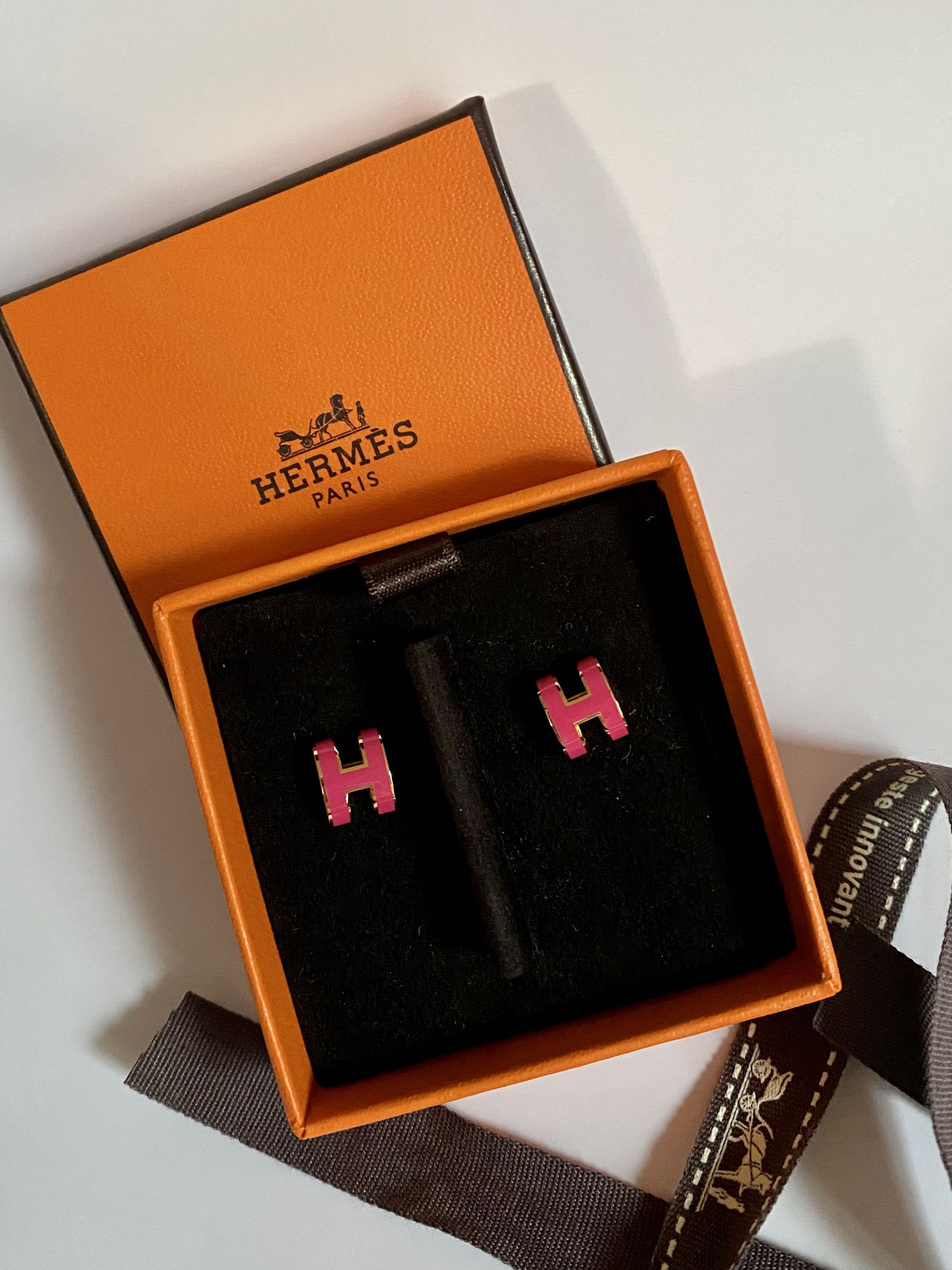 Hermes Mini Pop H Earrings in Rose Extreme Gold Hardware