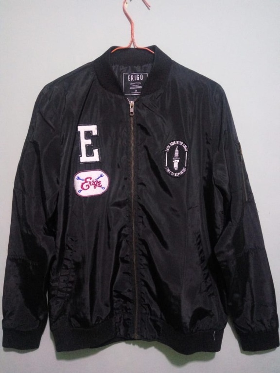 Jaket Bomber Erigo, Fesyen Pria, Pakaian , Baju Luaran di Carousell