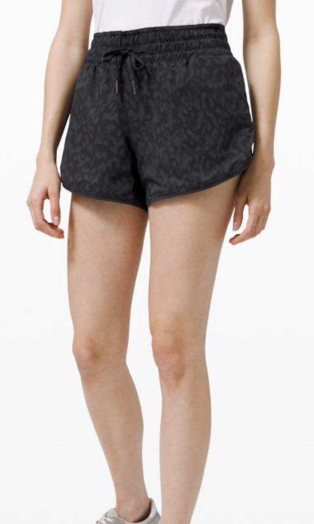 Choose a side mr short 3