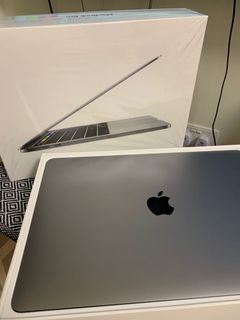 （分類：）位於 。 由 preloved.station 提交（商品編號 1056078053，圖片 1）。簡介： 。
