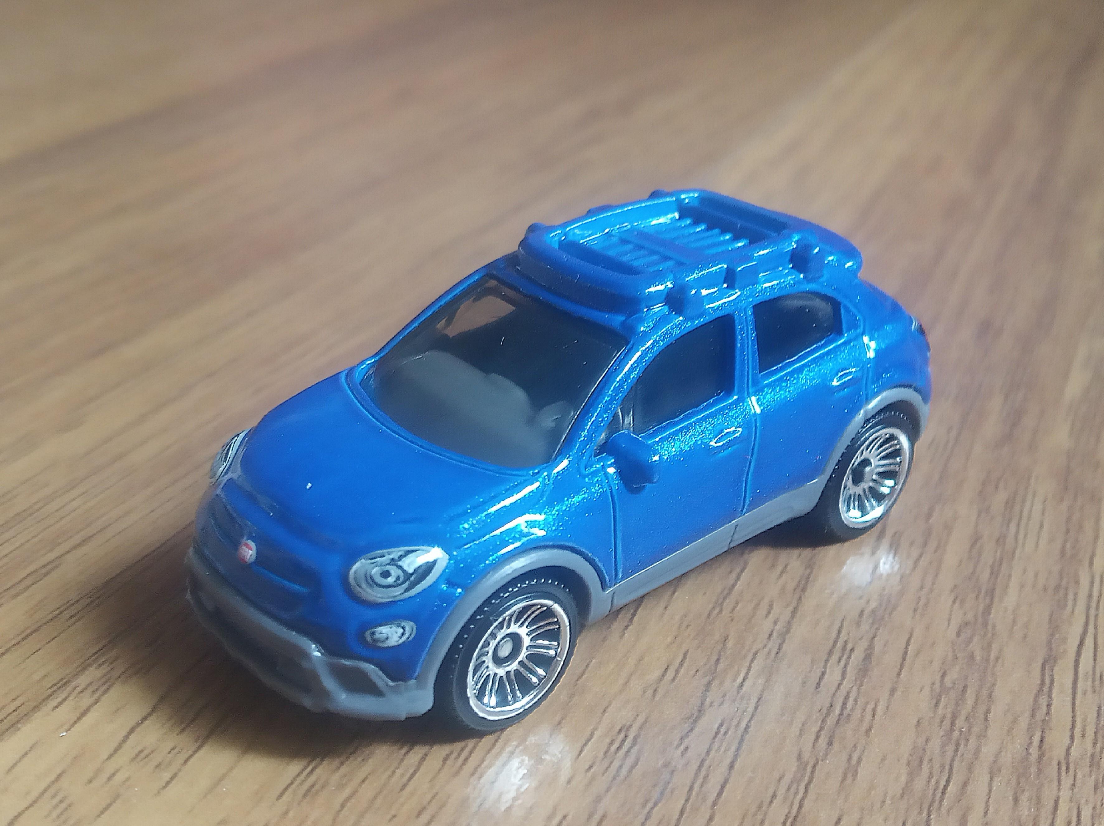 Matchbox fiat 500x top