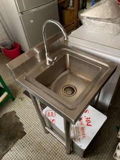 (Category: ) located in . Submitted by mensecondlabel (Listing ID 1055932737, Image 1). Description: .
