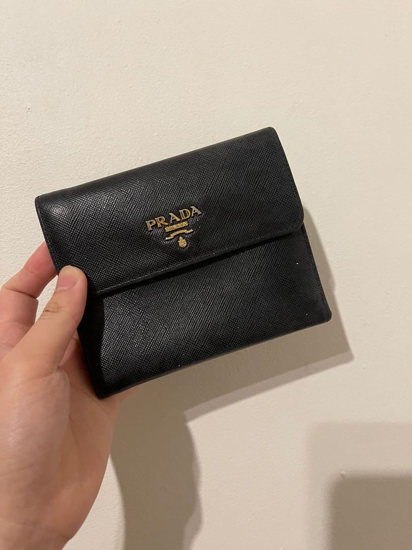 Prada wallet used online