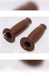Retro handlebar grips
