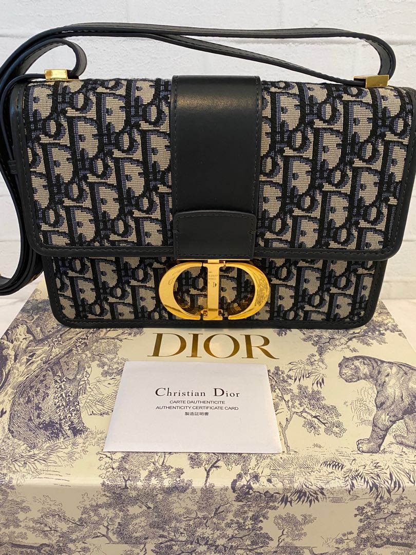 Dior montaigne harga new arrivals