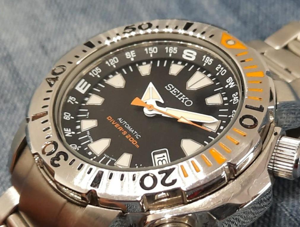 Seiko 7S35-00F0 