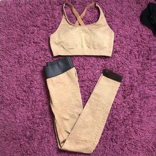 (Category: ) located in . Submitted by tiana_ (Listing ID 1056090809, Image 1). Description: .