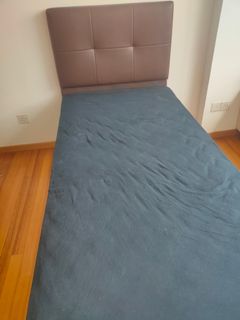 (Category: ) located in . Submitted by airworm (Listing ID 1056014320, Image 1). Description: .