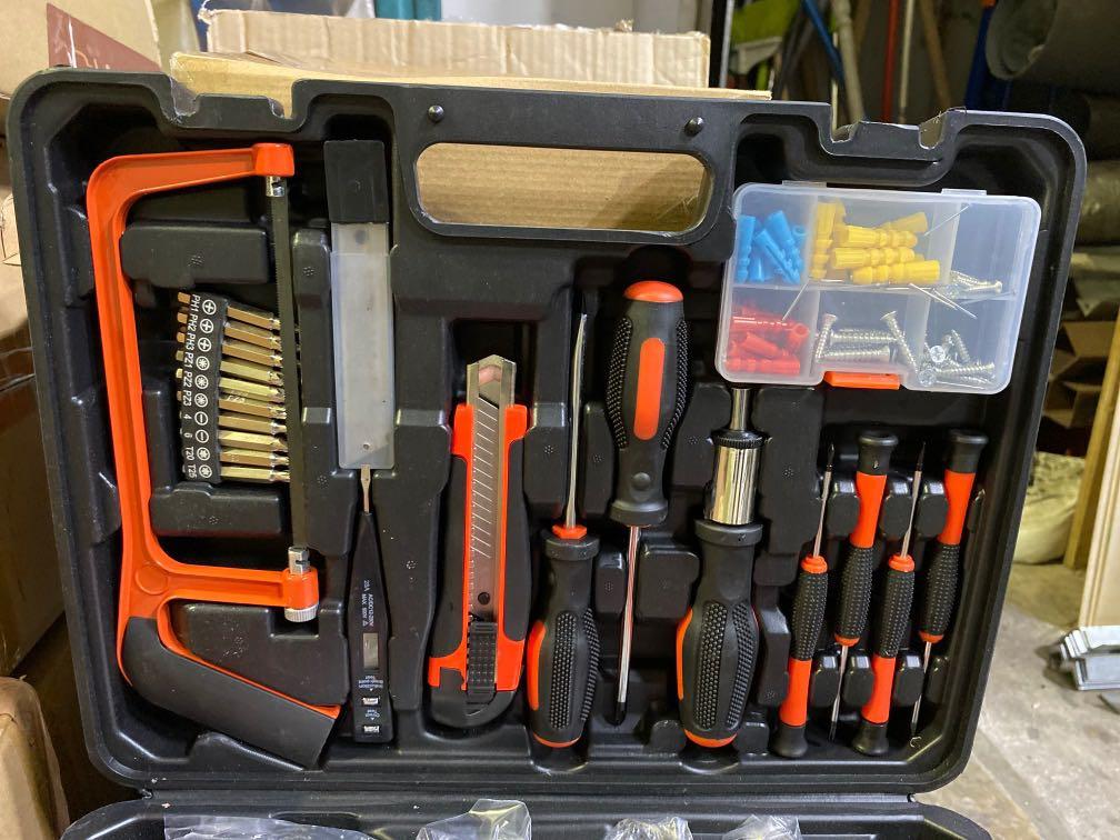 Tool set, Design & Craft, Craft Supplies & Tools on Carousell