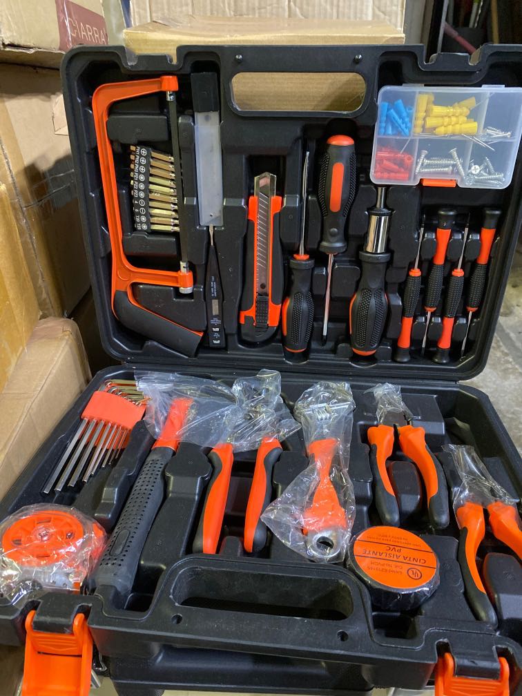 Tool set, Design & Craft, Craft Supplies & Tools on Carousell